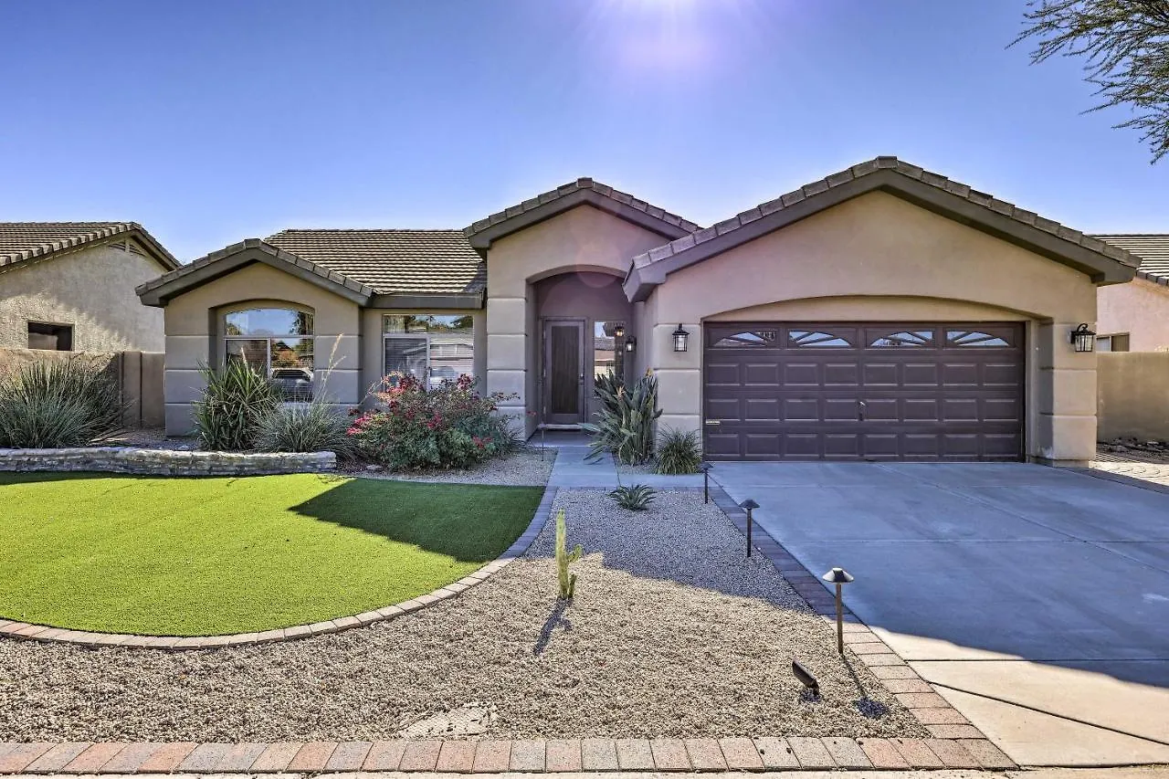 Airy Scottsdale Home Pool, Putting Green And Grill! 0*,